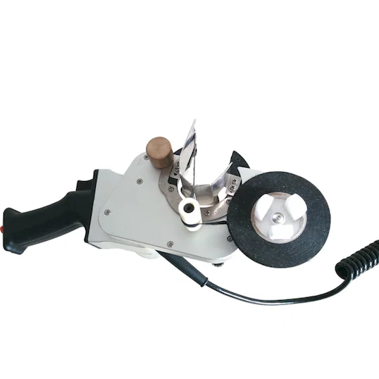 Kädessä pidettävä Teippi Kelauskone AT-100 - Teipin käärintäkone