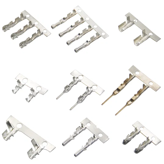 Metal Speaker Liittimen puristus